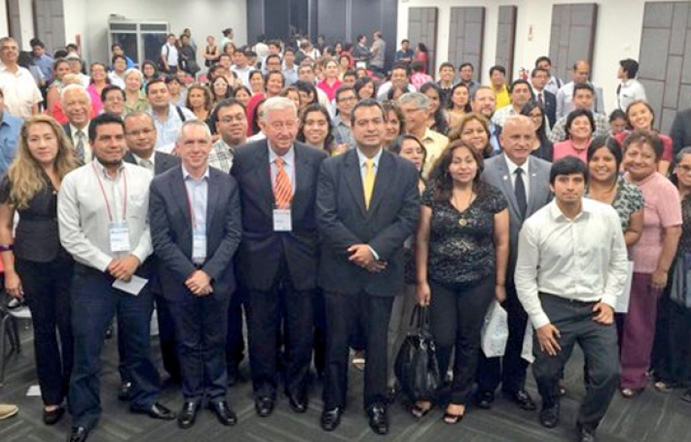 Perú promueve la ciencia abierta a través de la Red de Repositorios Digitales de CTI de Acceso Libre